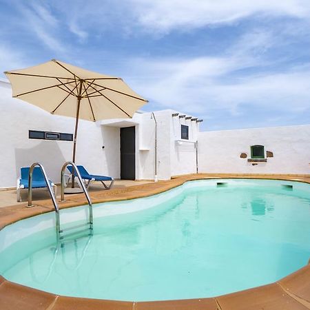 Villa With Amazing Views, Jacuzzi And Private Pool San Bartolome  Ngoại thất bức ảnh