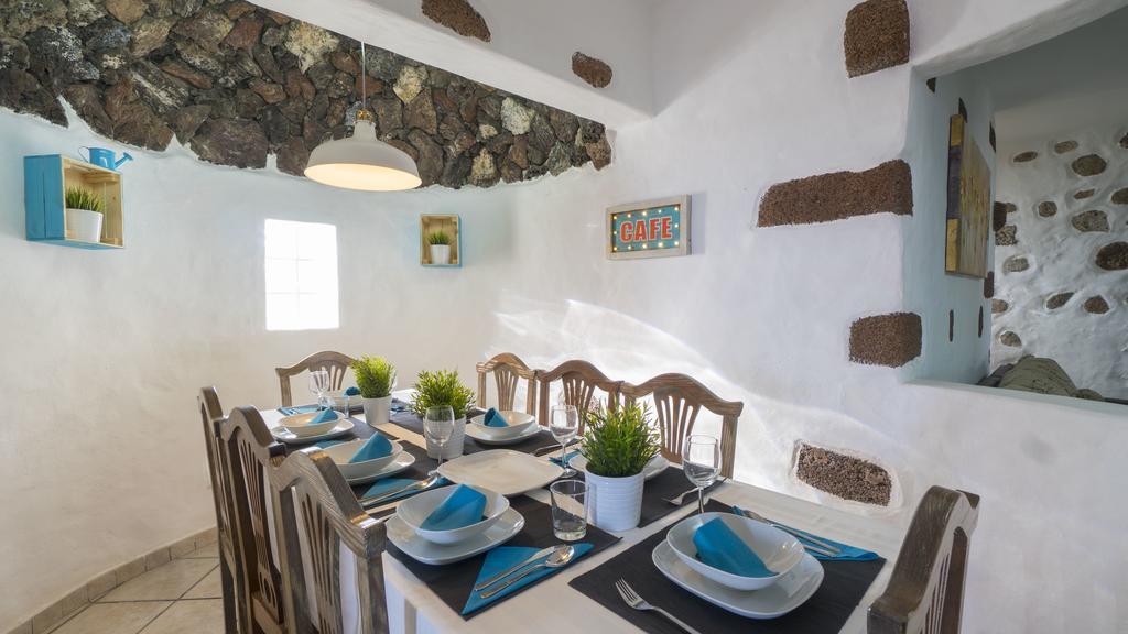 Villa With Amazing Views, Jacuzzi And Private Pool San Bartolome  Ngoại thất bức ảnh